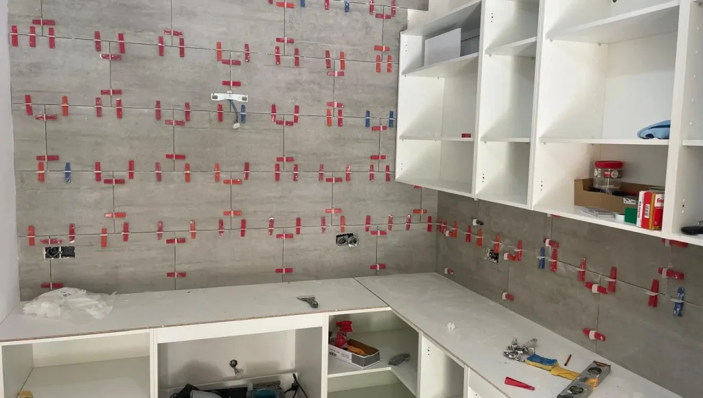 Build Works Bigastro Replacing it all again kitchen replacements in costa blanca
